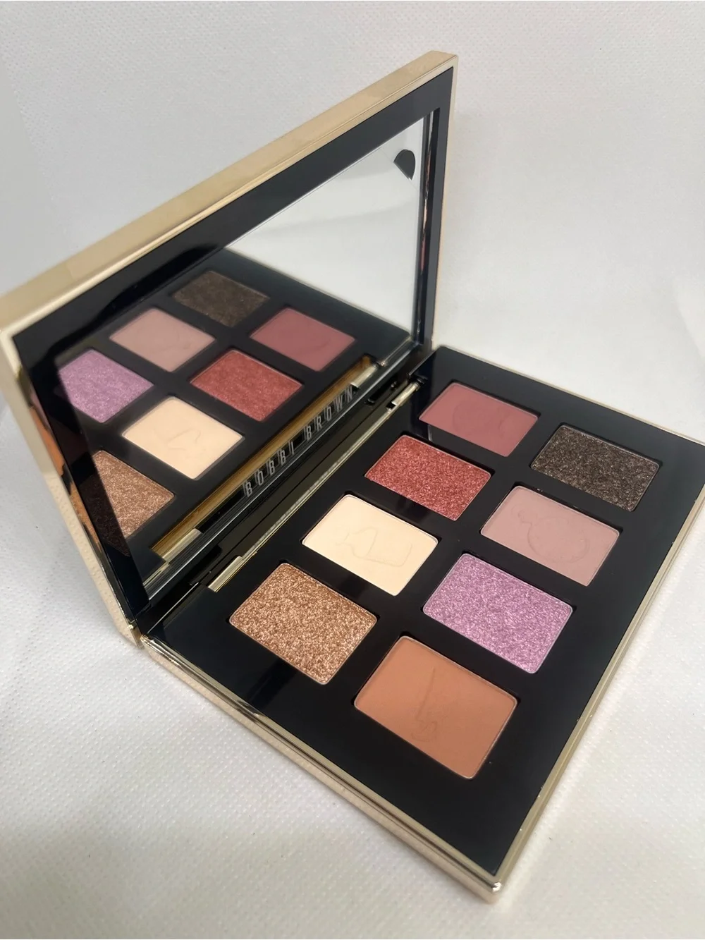 New Bobbi Brown Alice in Wonderland Eyeshadow Palette